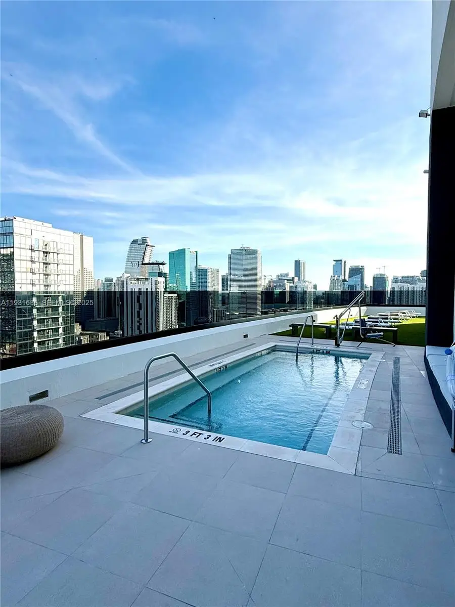 225 N Miami Ave #1604, Miami, FL 33128 - Image #2