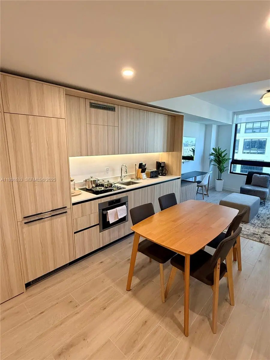 225 N Miami Ave #1604, Miami, FL 33128 - Image #3