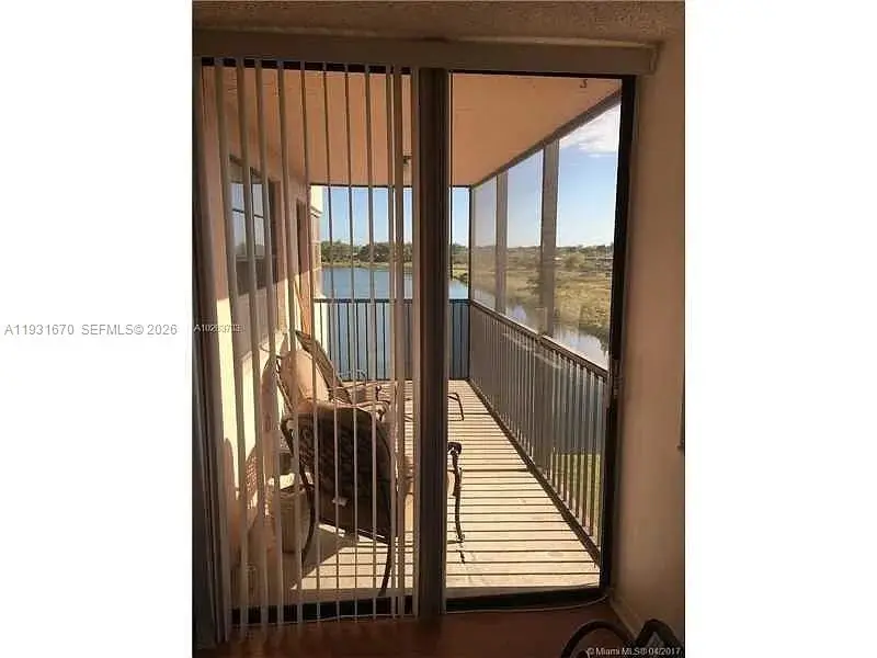 20860 San Simeon Way #407-6, Miami, FL 33179 - Image #2