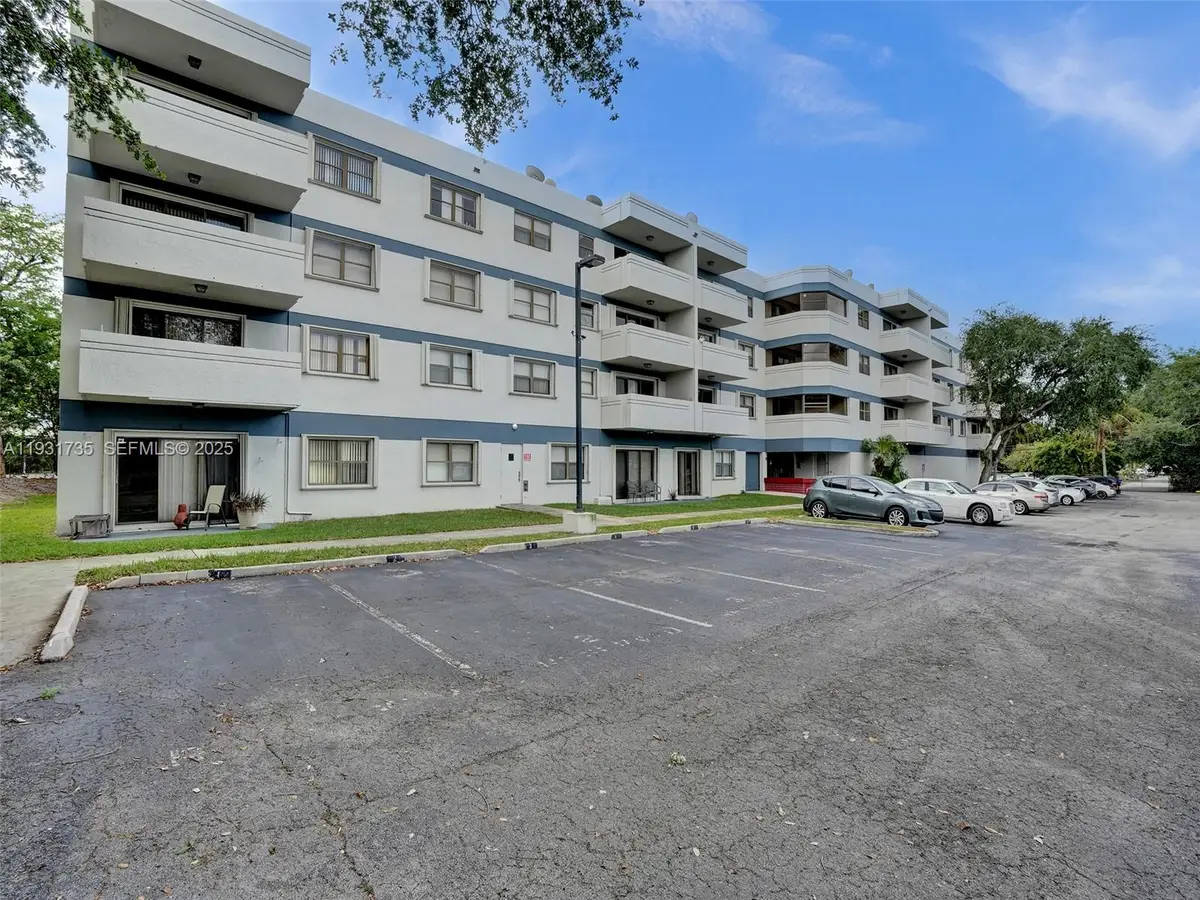 1891 N 61st Ave #B215, Hollywood, FL 33024 - Image #1