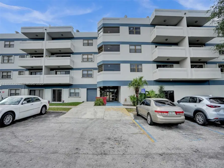 1891 N 61st Ave #B215, Hollywood, FL 33024 - Image #2