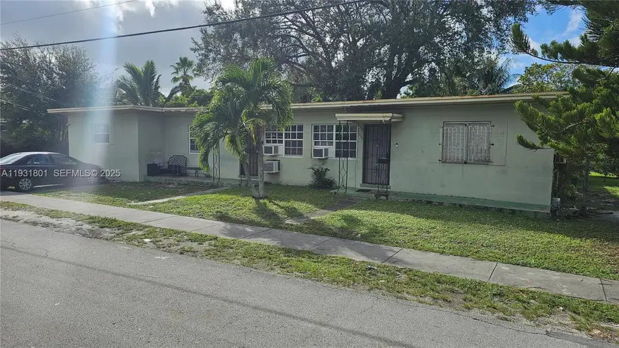 17090 NE 3rd Ct, North Miami Beach, FL 33162 - Image #3