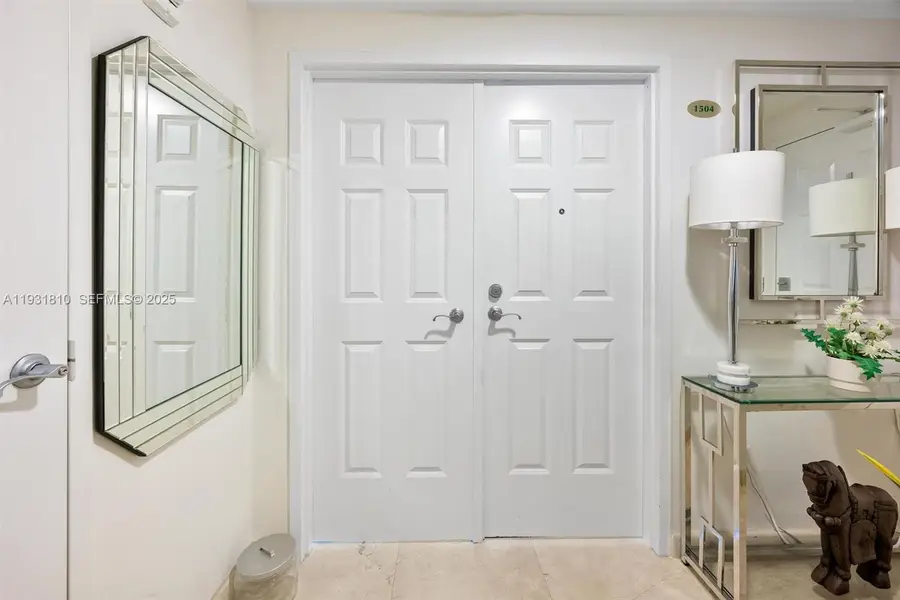 100 S Birch Rd #1504E, Fort Lauderdale, FL 33316 - Image #3