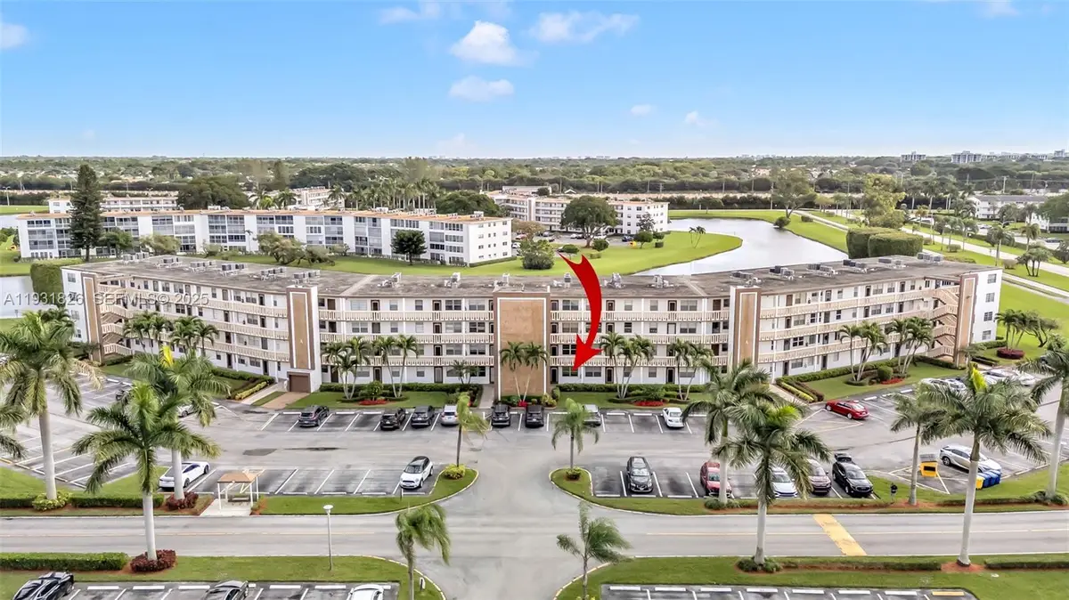 1009 Guildford A #1009, Boca Raton, FL 33434 - Image #1
