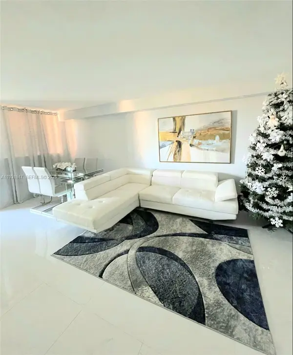 9410 W Flagler St #409, Miami, FL 33174