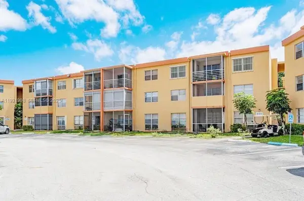 4304 NW 9th Ave #3-2G, Deerfield Beach, FL 33064