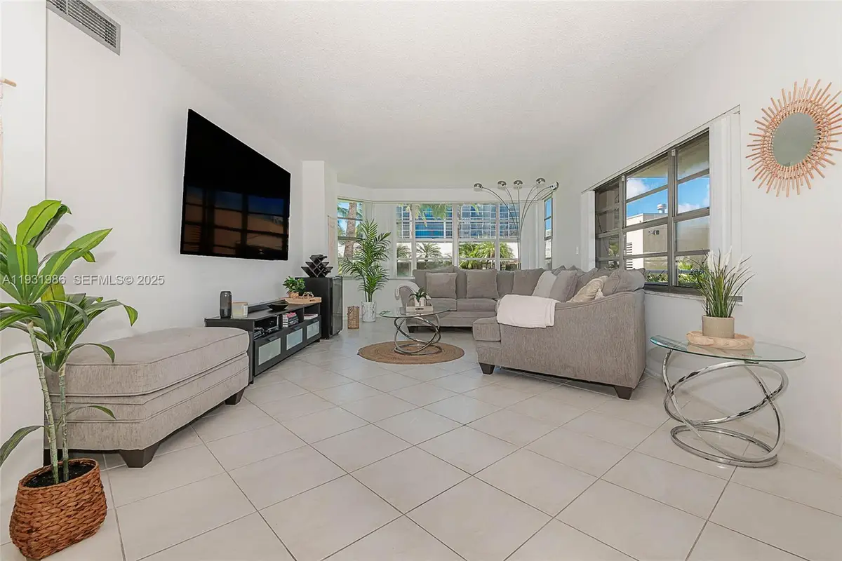 1965 S Ocean Dr #MR, Hallandale Beach, FL 33009 - Image #1