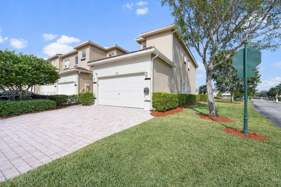 2467 SE 19th St, Homestead, FL 33035 - Image #3