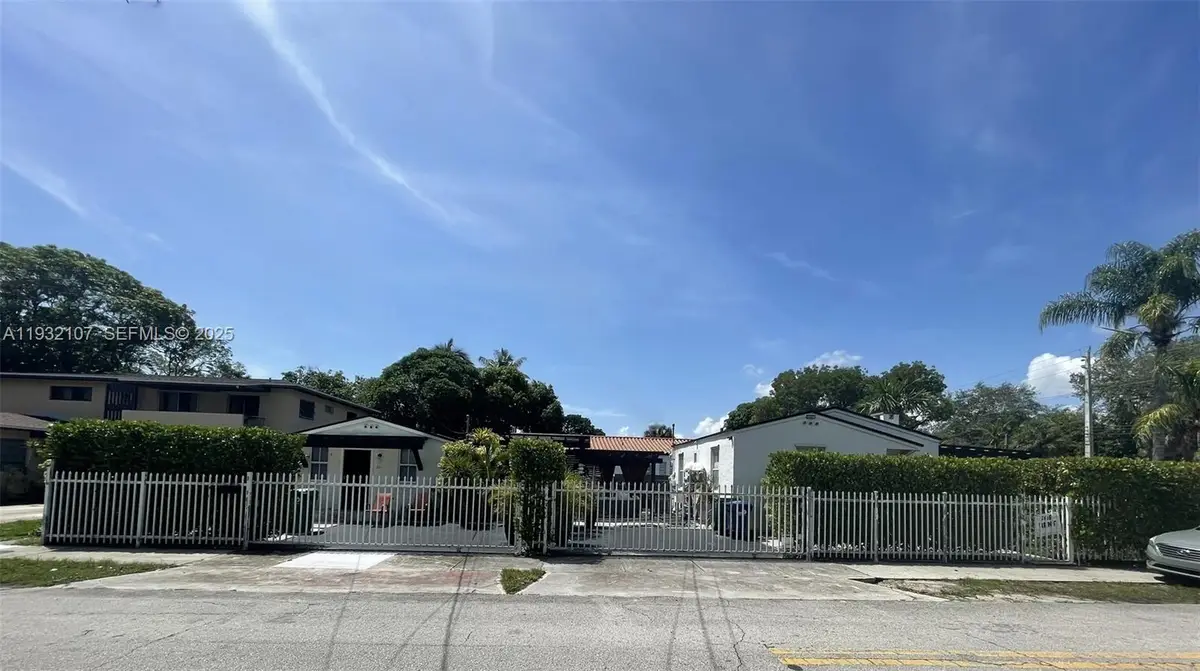 210 NE 110th St, Miami, FL 33161 - Image #1