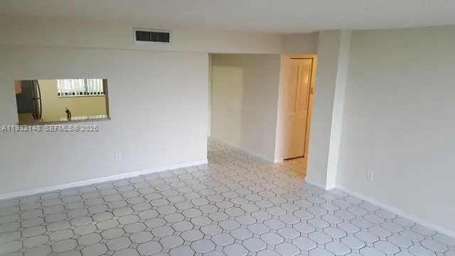 8625 NW 8th St #401, Miami, FL 33126 - Image #3