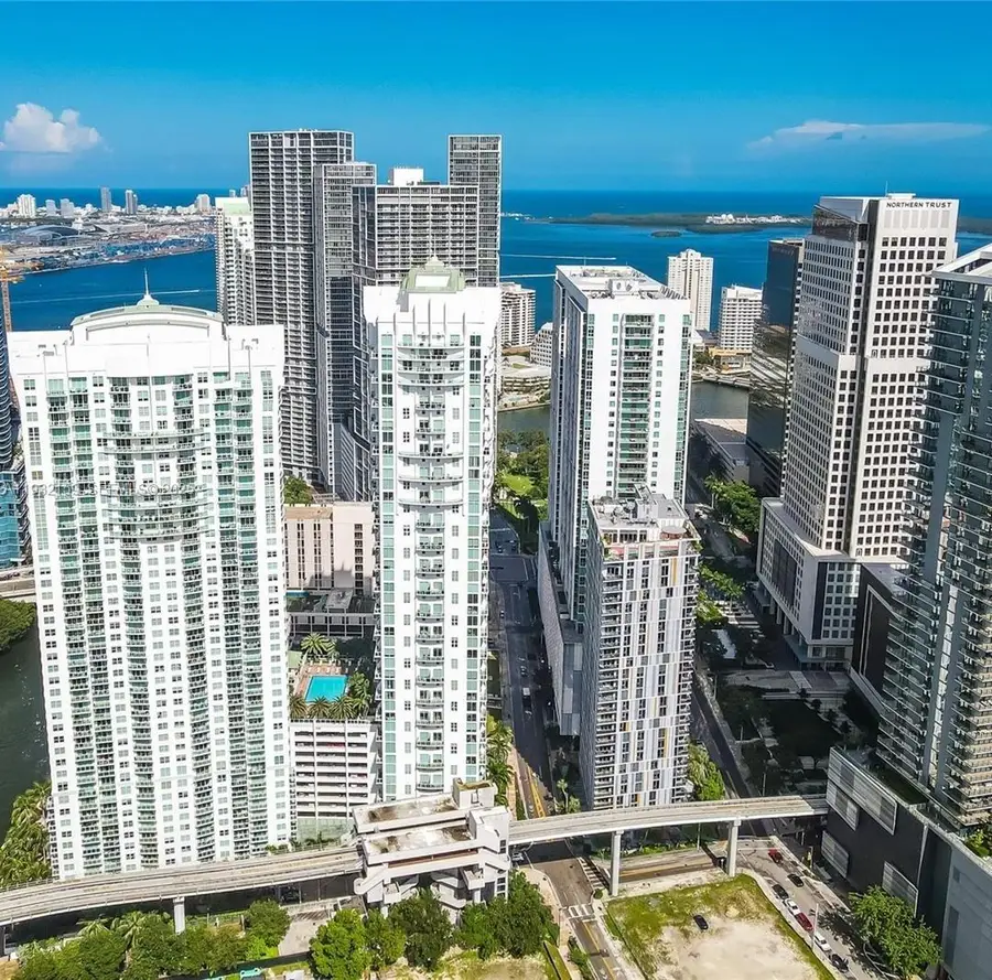 31 SE 5th St #1911, Miami, FL 33131 - Image #3