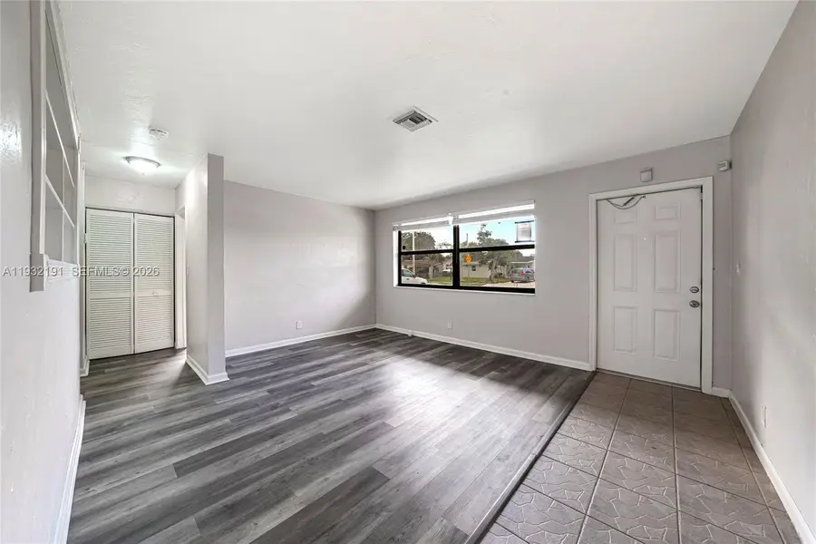 4136 NW 13th Ave, Oakland Park, FL 33309 - Image #2