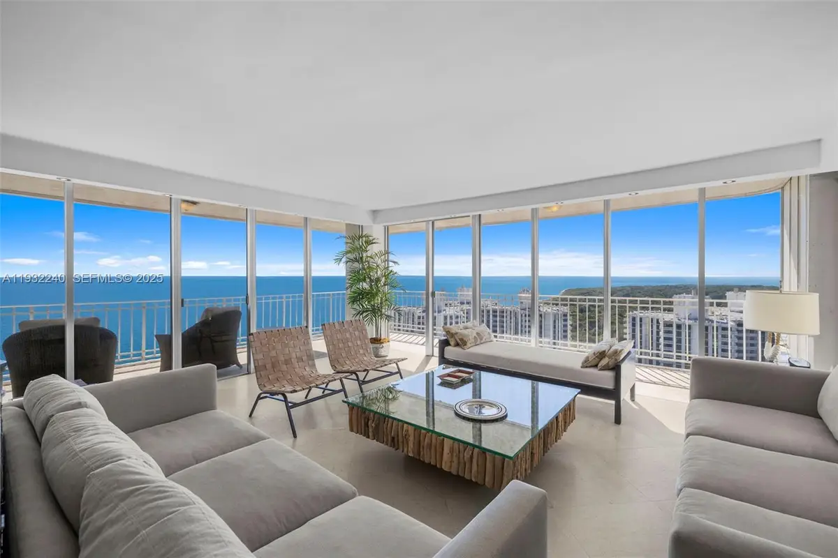 881 Ocean Dr #20A, Key Biscayne, FL 33149 - Image #1