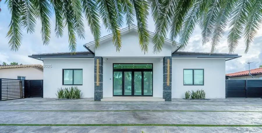 10850 SW 32nd St, Miami, FL 33165 - Image #2