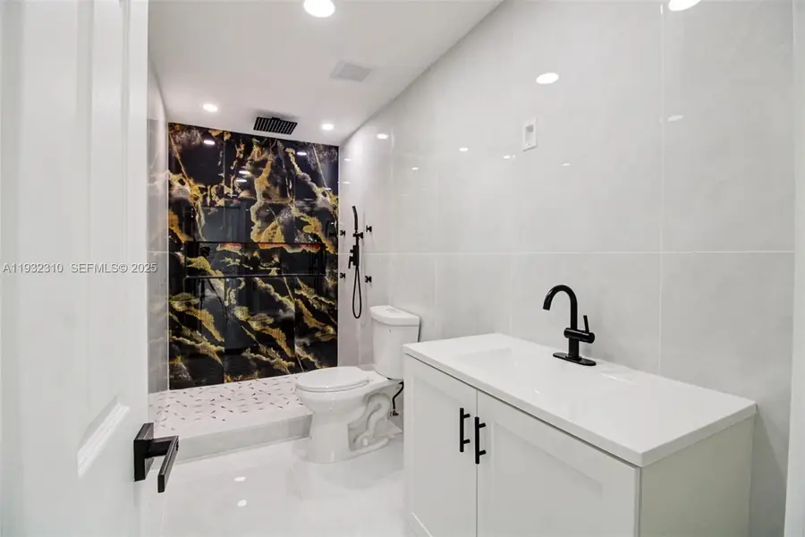 2840 NW 171st St, Miami Gardens, FL 33056 - Image #2