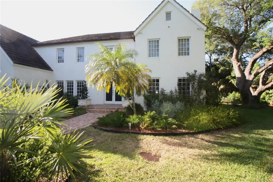 6750 Granada Blvd, Coral Gables, FL 33146 - #3