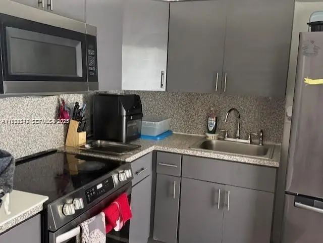 67 NW 34th St, Miami, FL 33127 - Image #3