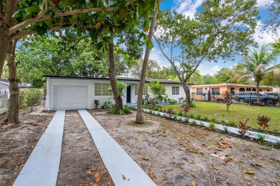 1635 NW 130th St, North Miami, FL 33167 - Image #2