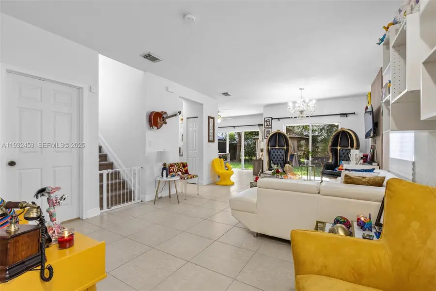 357 NE 35th Ter, Homestead, FL 33033 - Image #3