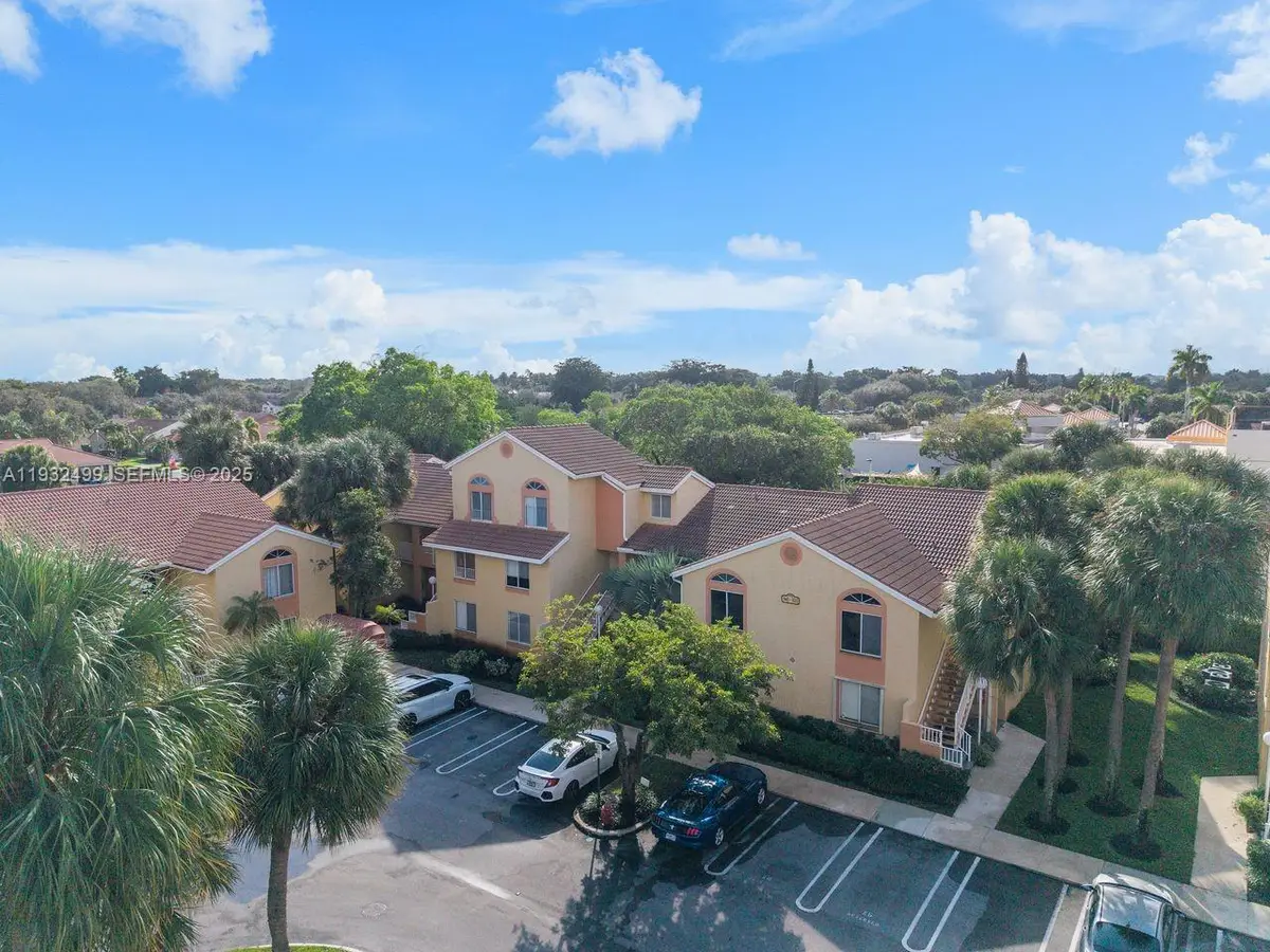 929 Coral Club Dr #929, Coral Springs, FL 33071 - Image #1