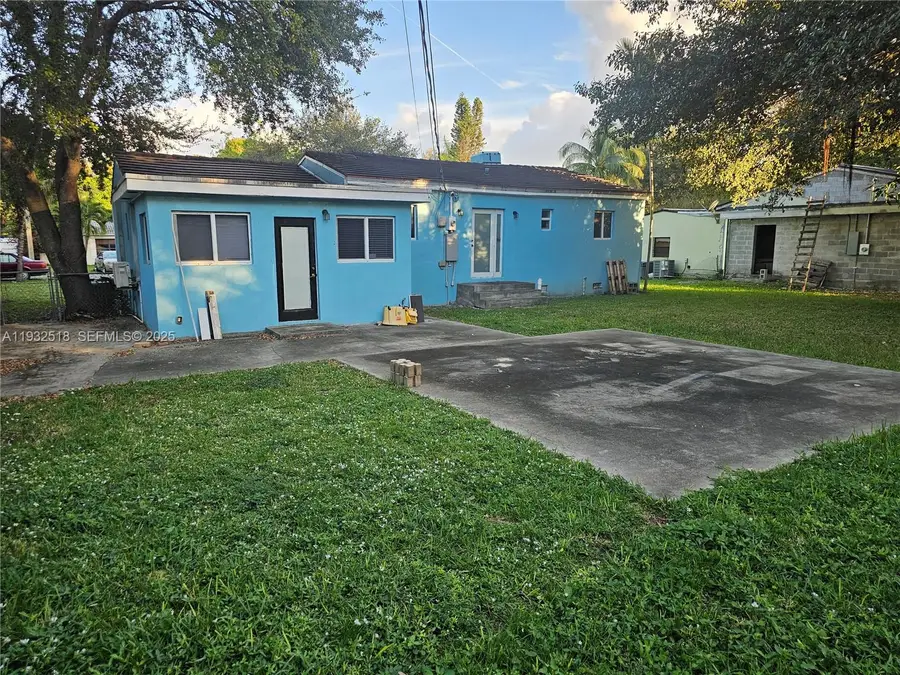 9402 NW 2nd Pl, Miami Shores, FL 33150 - Image #3