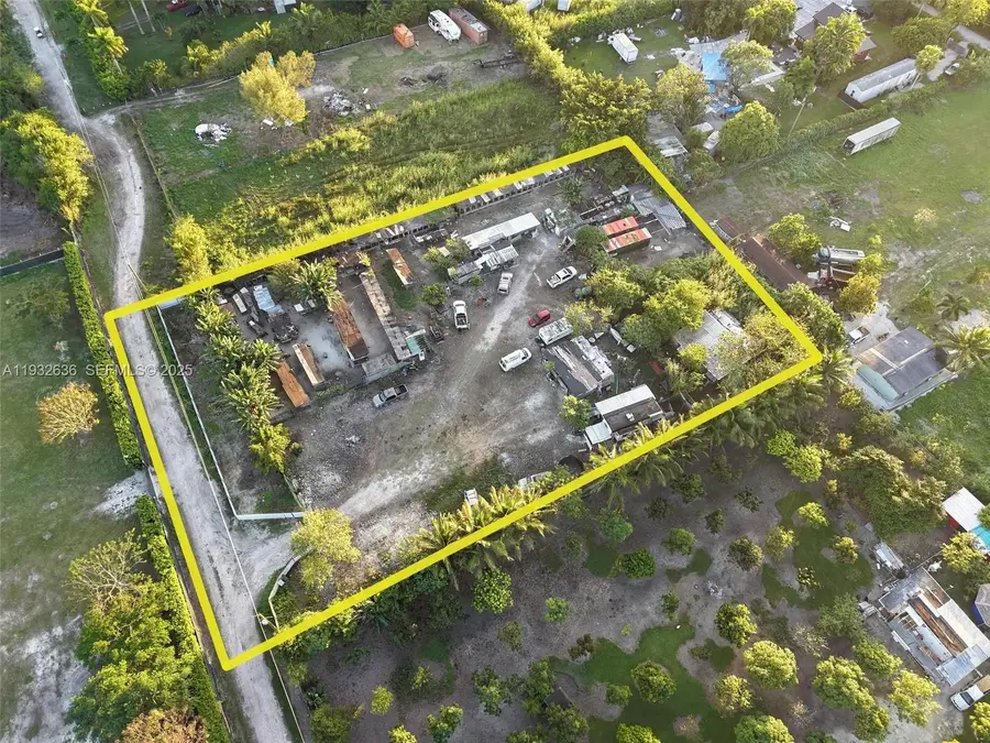 15400 SW 207th Ave, Miami, FL 33187 - Image #3