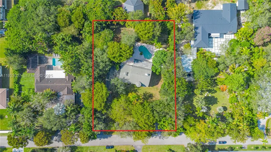 10900 SW 90th Ave, Miami, FL 33176 - #2