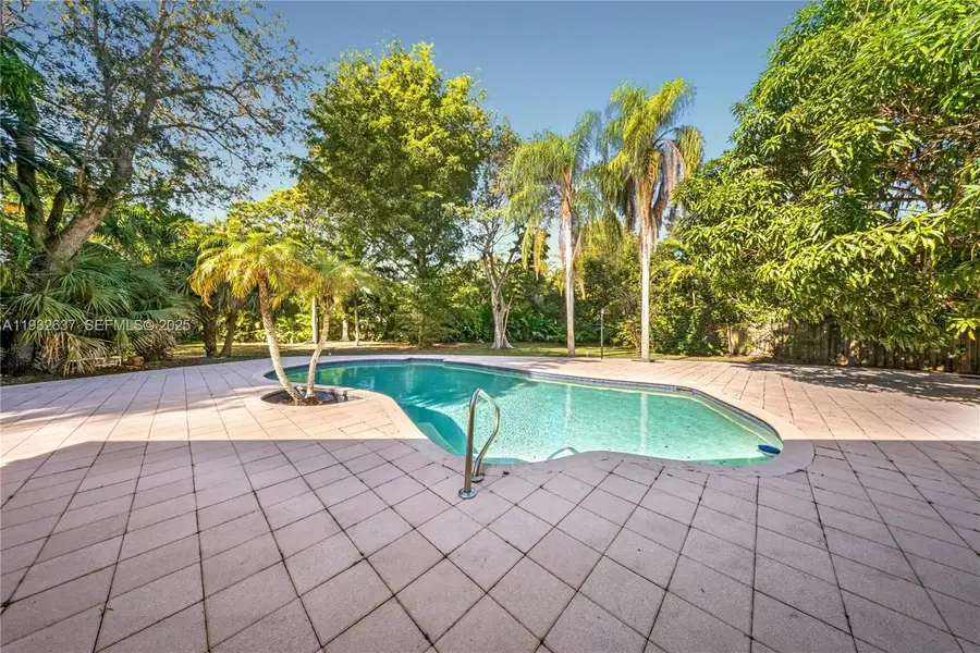 10900 SW 90th Ave, Miami, FL 33176 - #3