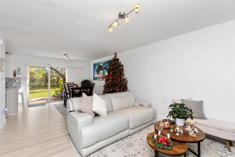 17006 NW 22nd St, Pembroke Pines, FL 33028 - Image #3