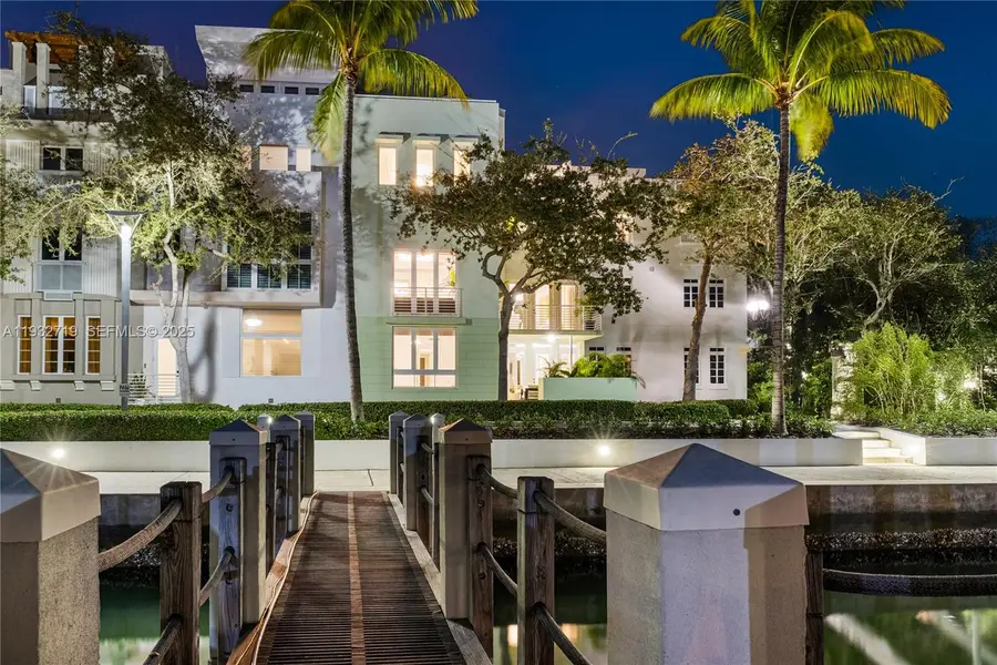 6109 W Laguna Dr W #6109, Miami Beach, FL 33141 - #3