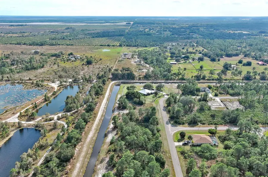 1261 Naples Ave S, Fort Myers, FL 33913 - Image #3