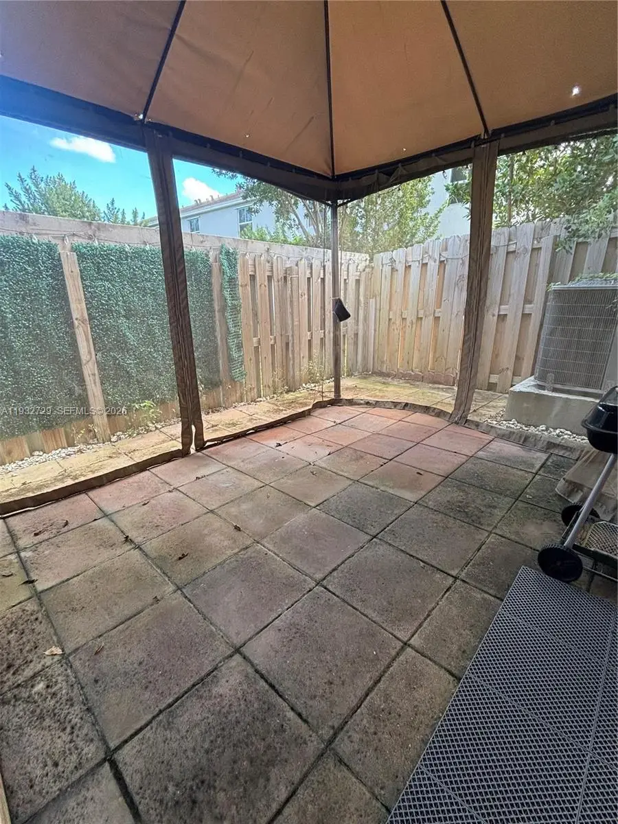 105 NE 3rd Ct, Florida City, FL 33034 - Image #2