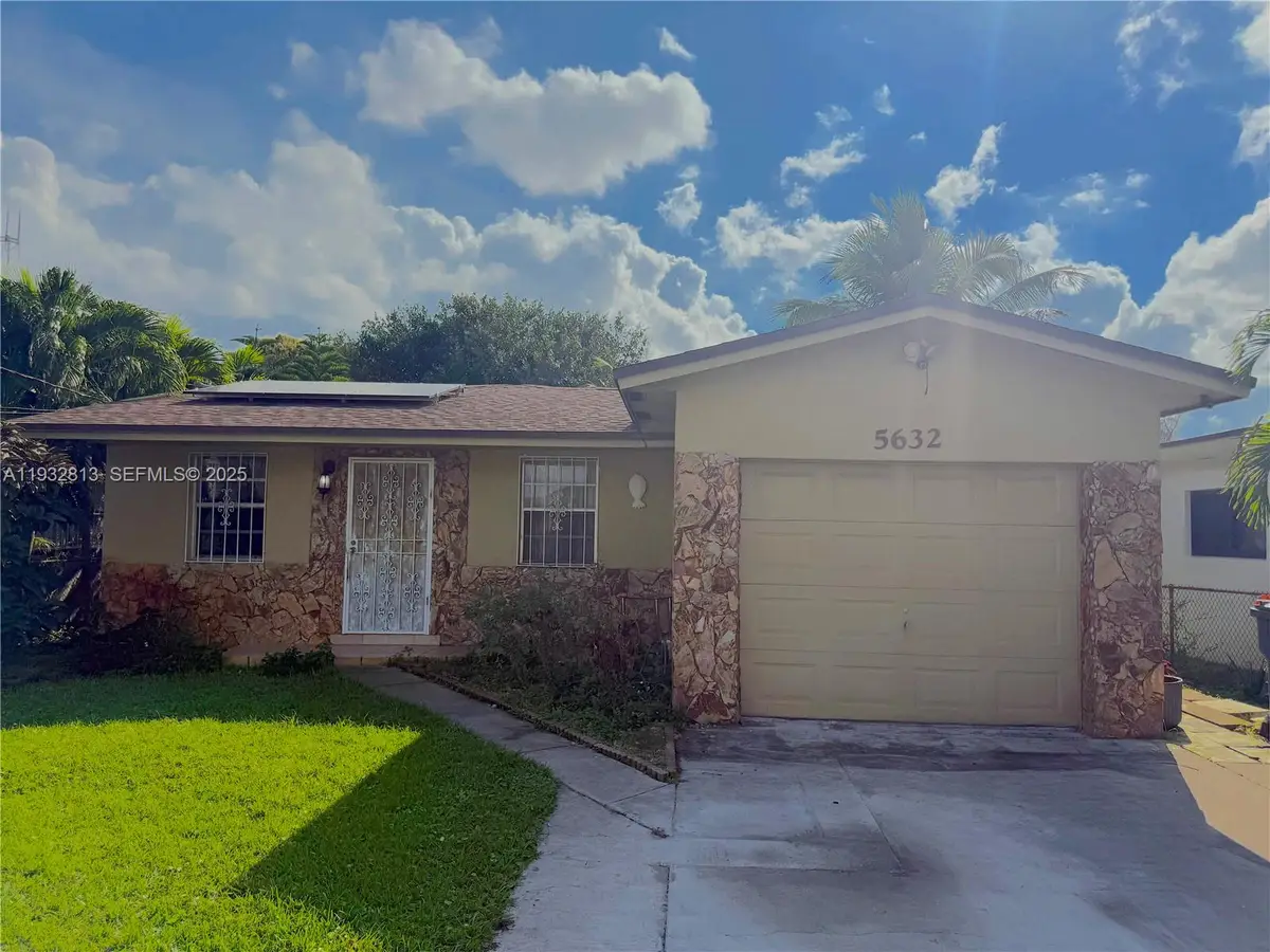 5632 SW 19th St, West Park, FL 33023 - Image #1