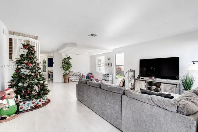 4202 Bahia Isle Cir, Wellington, FL 33449 - Image #2