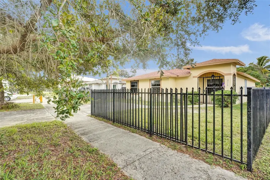 19110 NW 32nd Ave, Miami Gardens, FL 33056 - Image #2