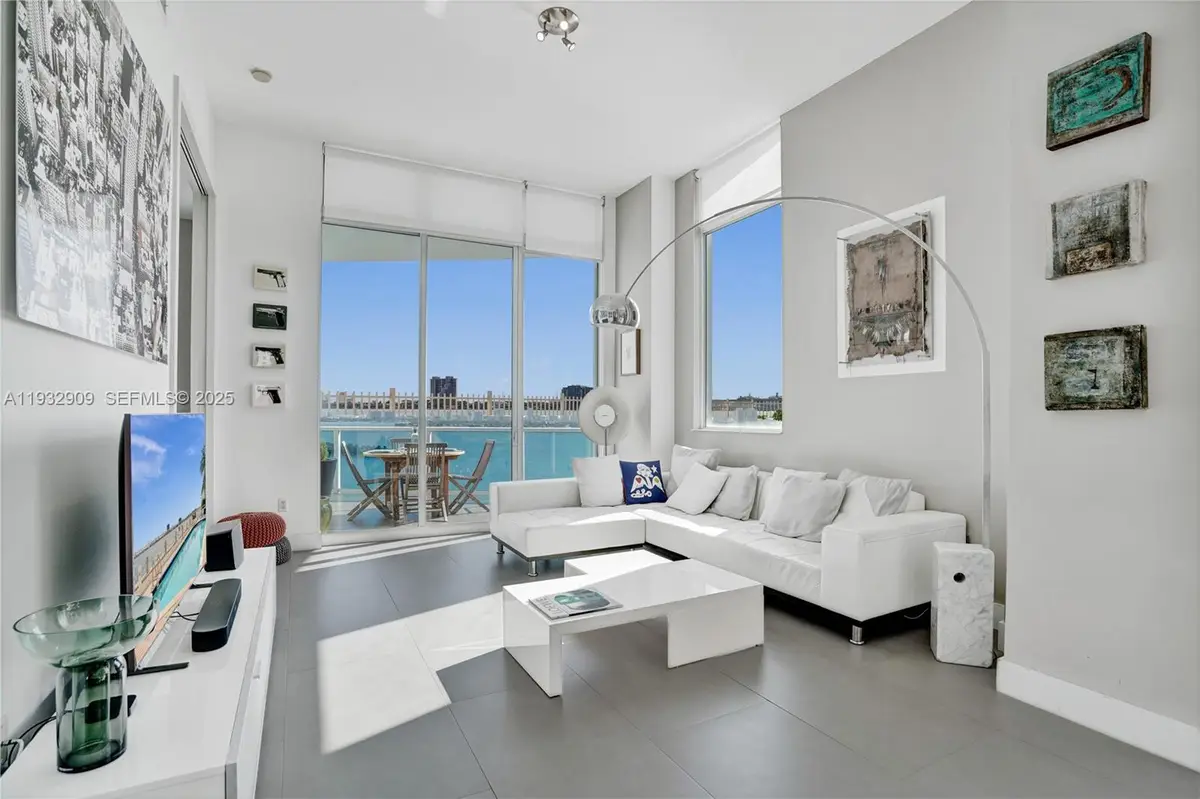 725 NE 22nd St #PH1A, Miami, FL 33137 - Image #1