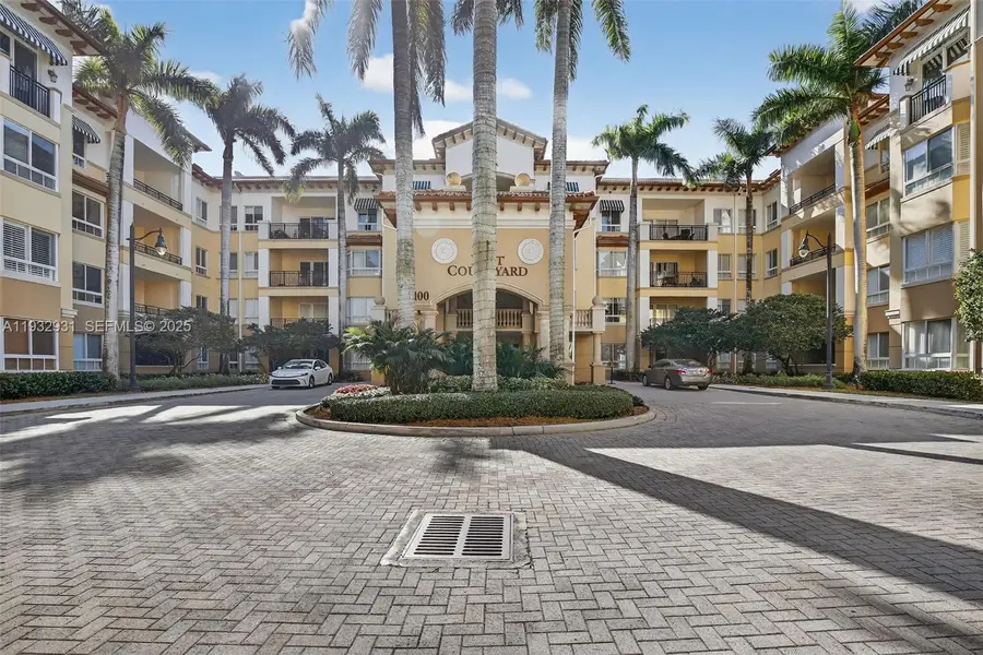 16100 Emerald Estates Dr #284, Weston, FL 33331 - Image #2