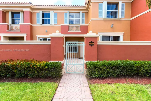 6202 NW 116th Ave #449, Doral, FL 33178
