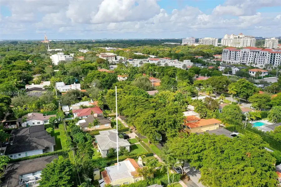 222 Romano Ave, Coral Gables, FL 33134 - Image #3