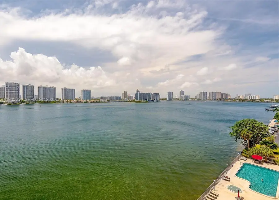 17500 N Bay Rd #S707, Sunny Isles Beach, FL 33160 - Image #2