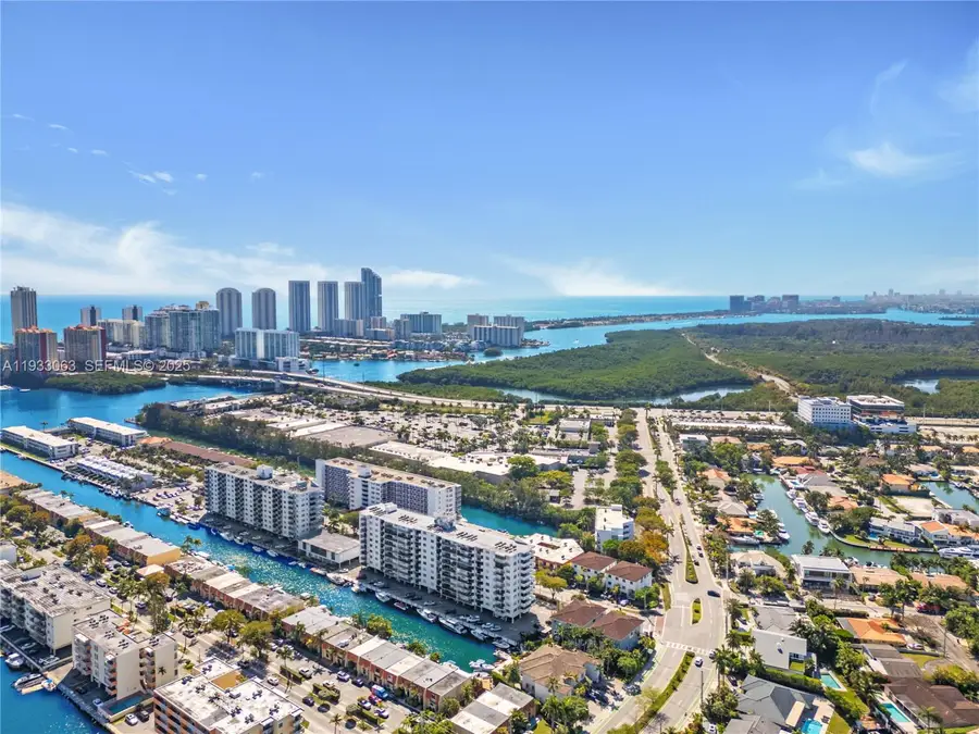 3545 NE 166th St #1004, North Miami Beach, FL 33160 - Image #3