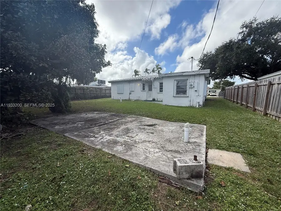 1001 SW 72nd Ct, Miami, FL 33144 - Image #2