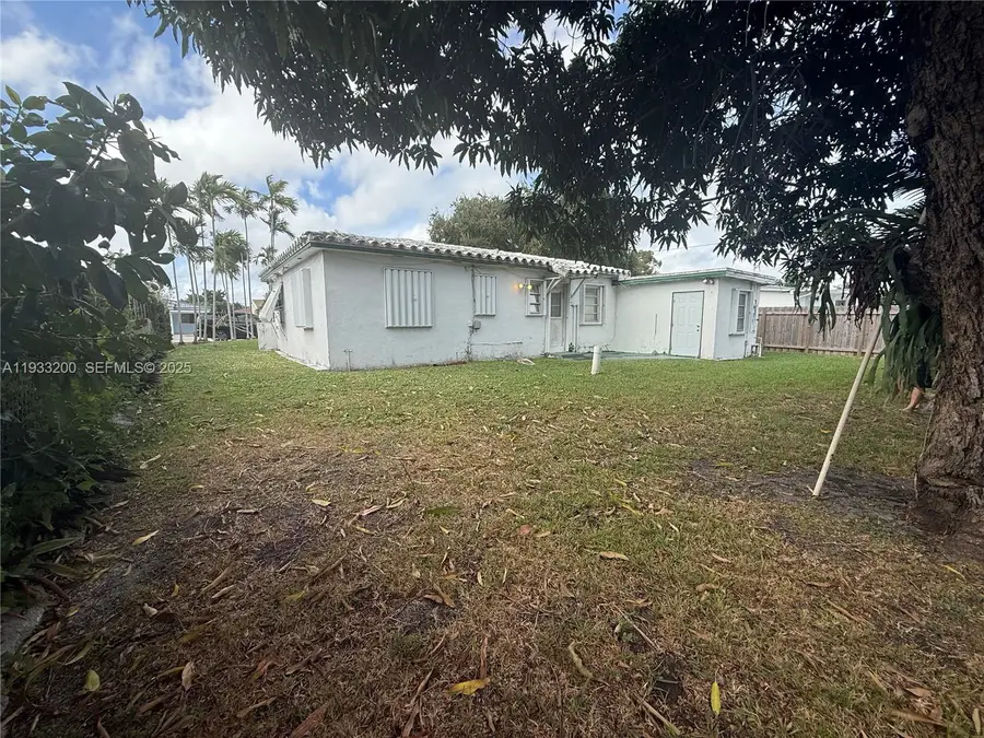 1001 SW 72nd Ct, Miami, FL 33144 - Image #3