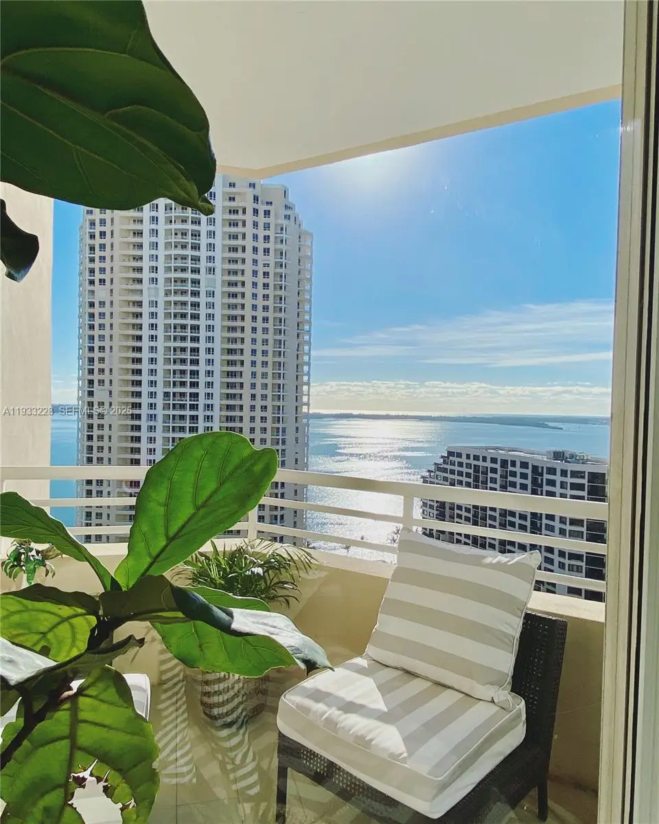 888 Brickell Key Dr #2209, Miami, FL 33131 - Image #1