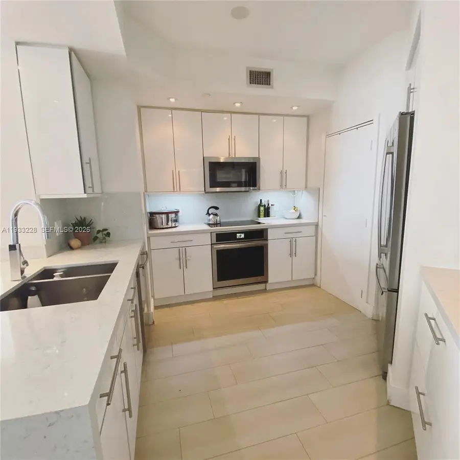 888 Brickell Key Dr #2209, Miami, FL 33131 - #2