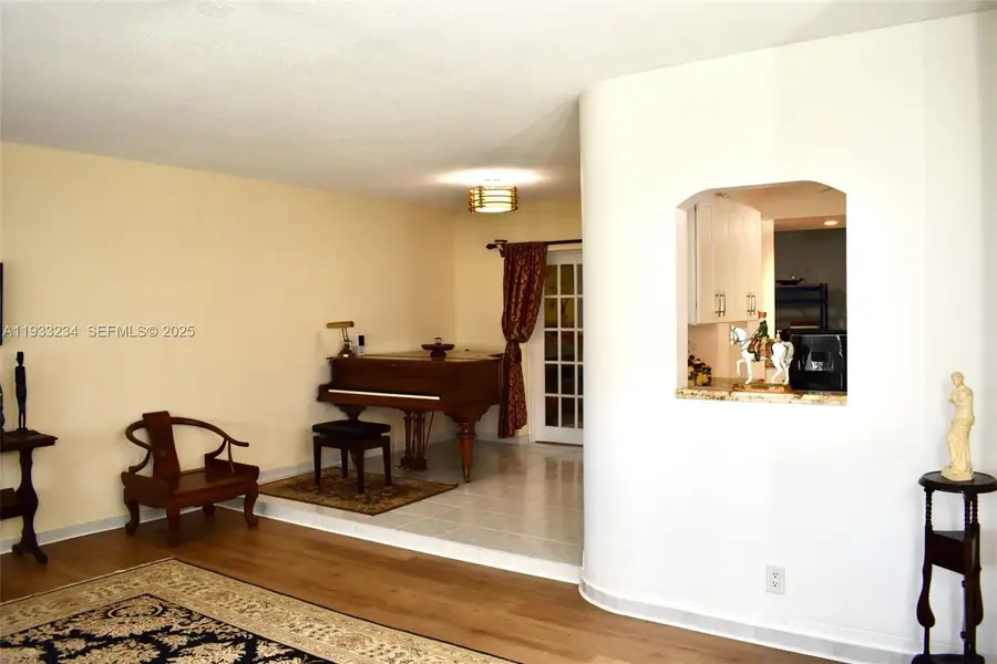 1731 N 54th Ave, Hollywood, FL 33021 - Image #3