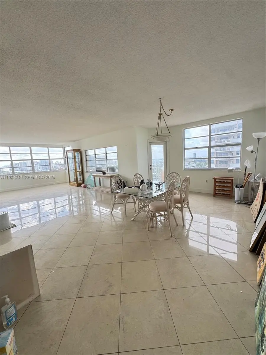 1980 S Ocean Dr #20Q, Hallandale Beach, FL 33009 - Image #2