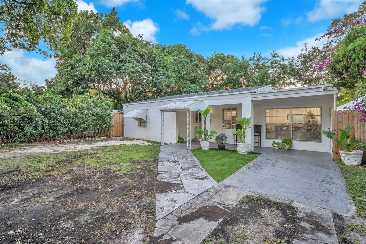 14140 NE 10th Ave, North Miami, FL 33161 - Image #1