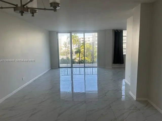 1001 91st St #408, Bay Harbor Islands, FL 33154 - Image #2