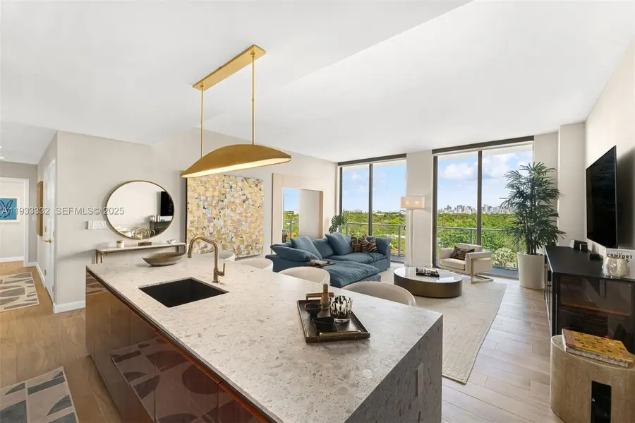 2678 Tigertail Ave #702, Miami, FL 33133 - Image #2